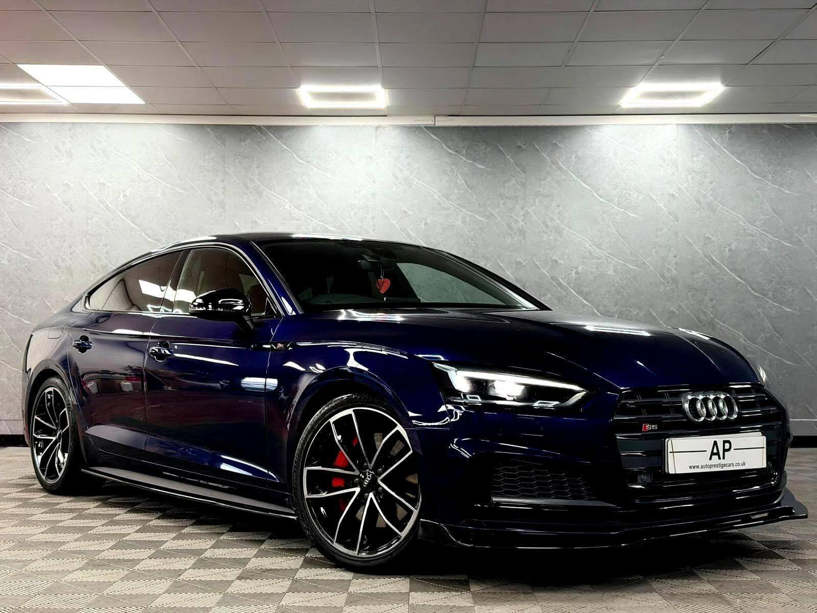2017 Audi S5 - Image 2