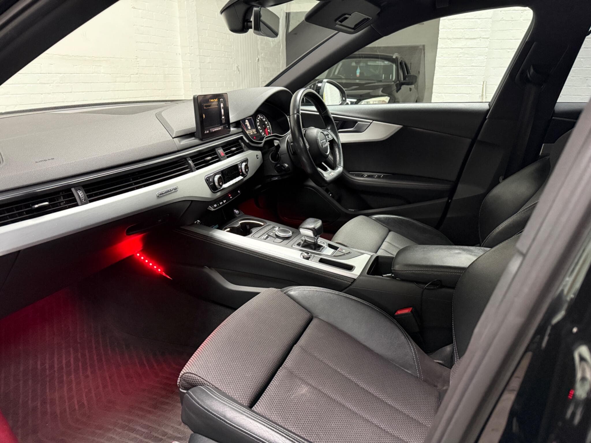2017 Audi A4 - Thumbnail 29