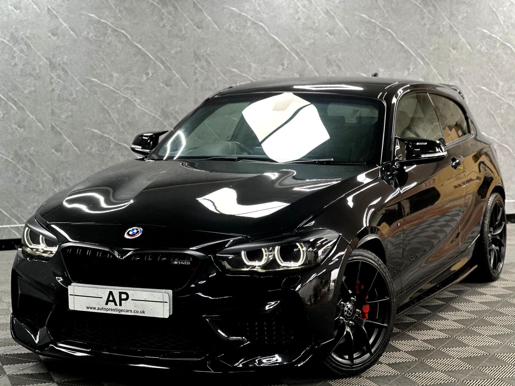 2018 BMW 1 Series - Thumbnail 12