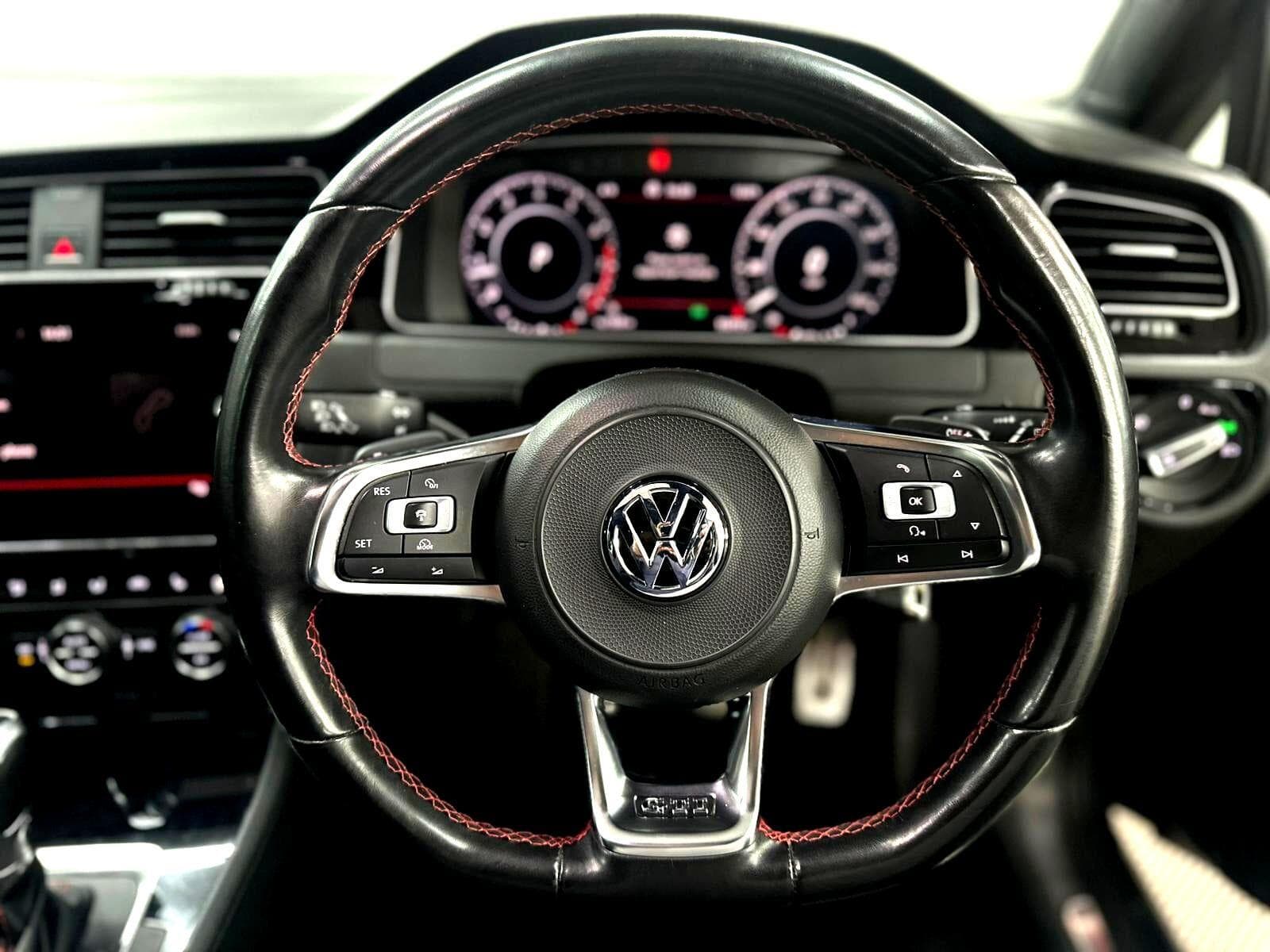 2018 Volkswagen Golf - Thumbnail 38