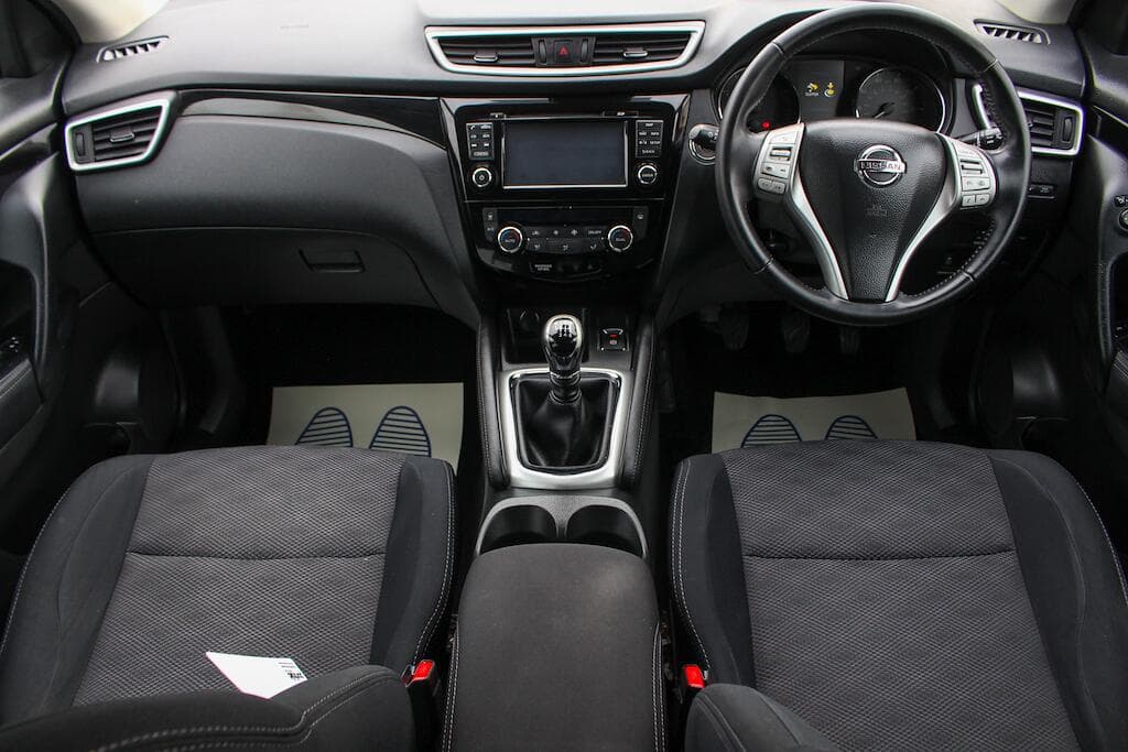 2015 Nissan Qashqai - Thumbnail 22