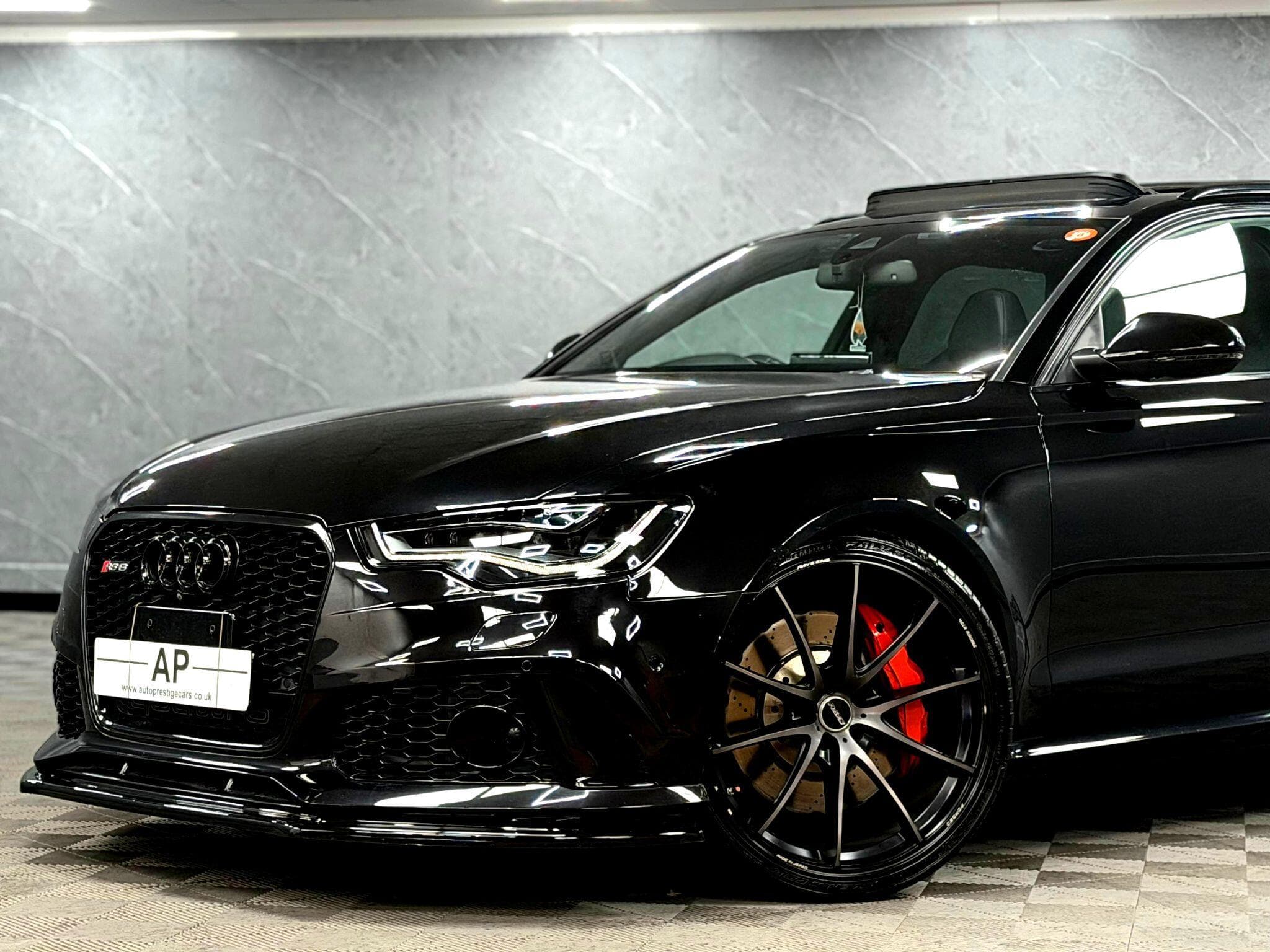 2016 Audi RS6 Avant - Thumbnail 10