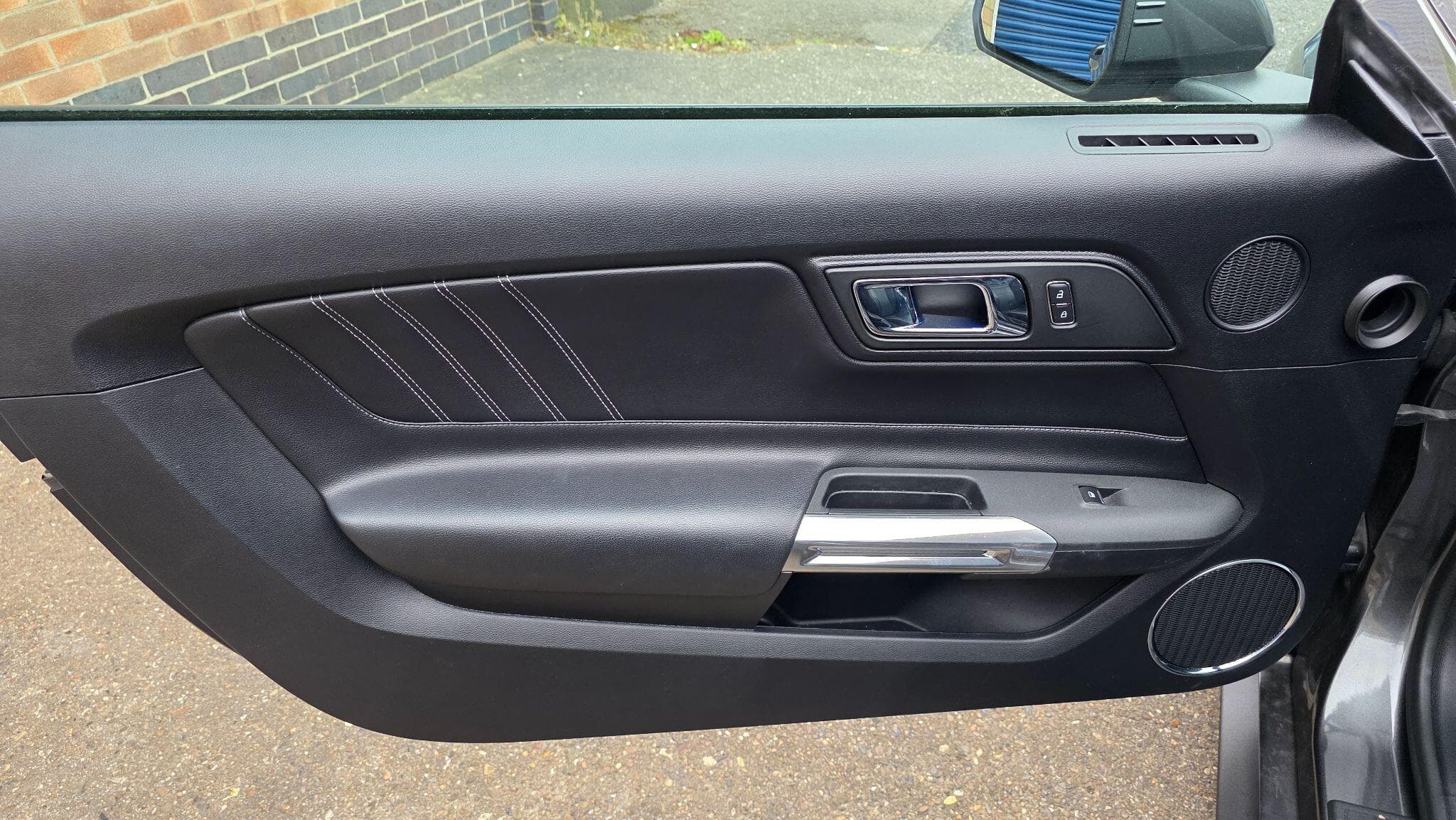 2016 Ford Mustang - Thumbnail 16