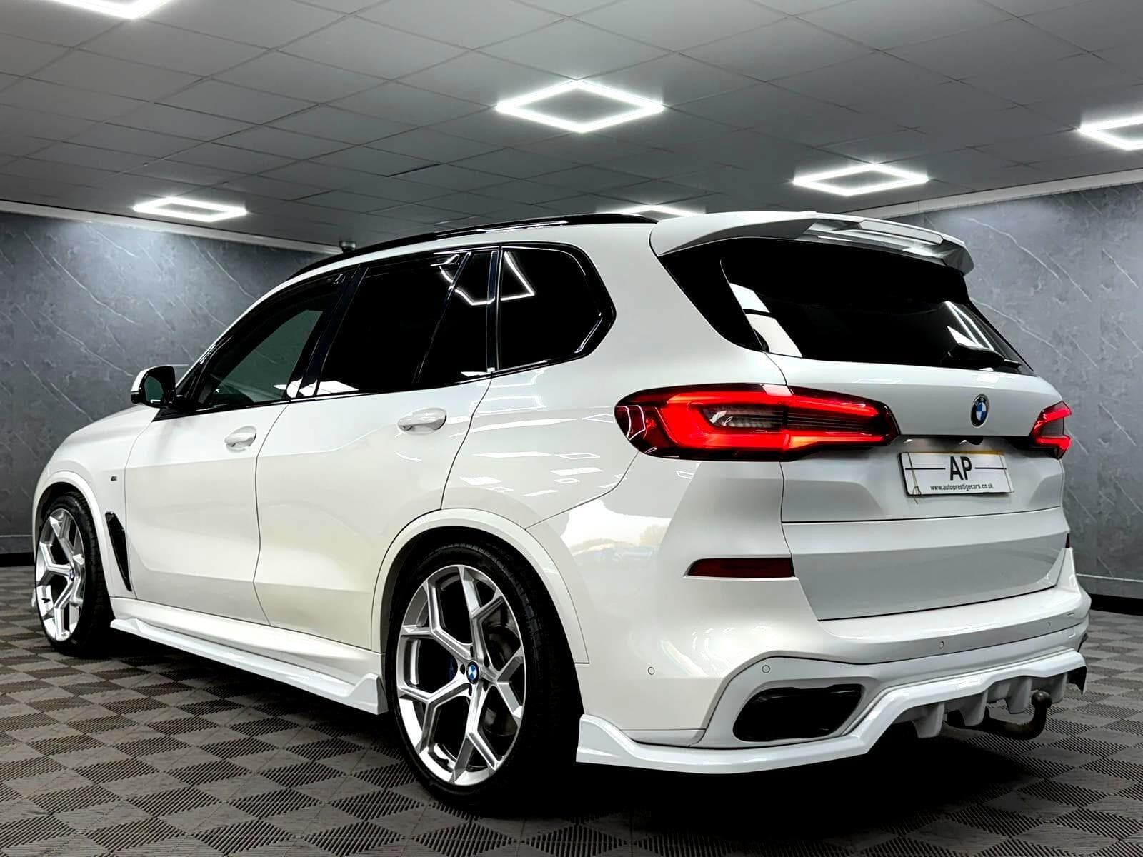 2019 BMW X5 - Thumbnail 26