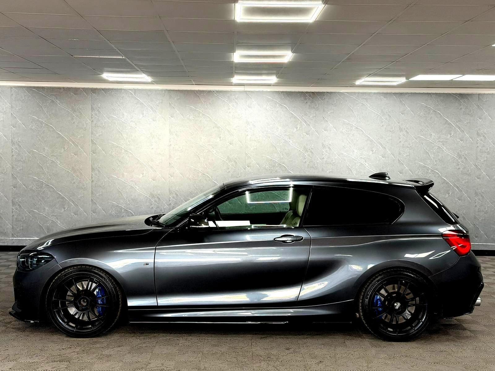 2017 BMW 1 Series - Thumbnail 15