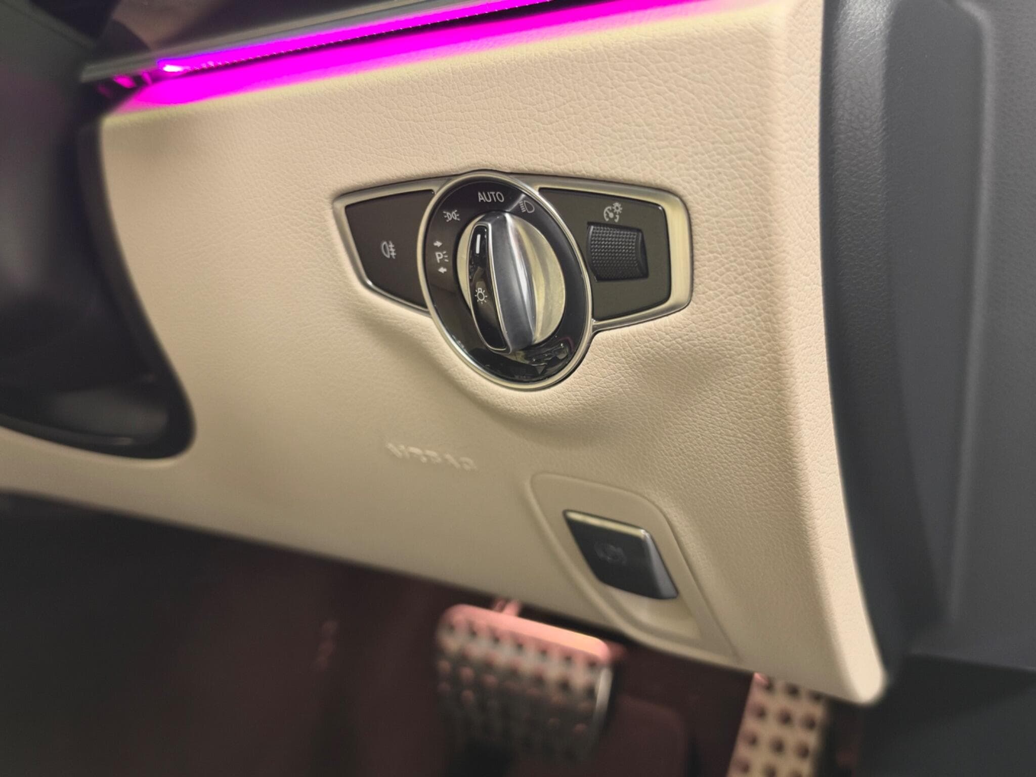 2017 Mercedes-Benz E Class - Thumbnail 42