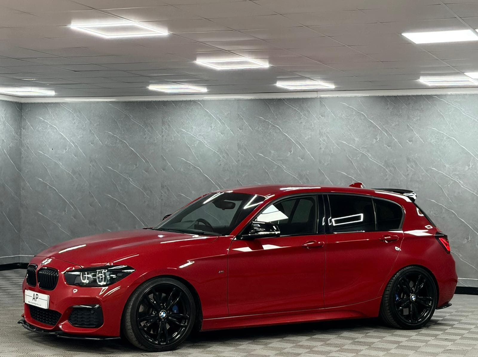 2018 BMW 1 Series - Thumbnail 13