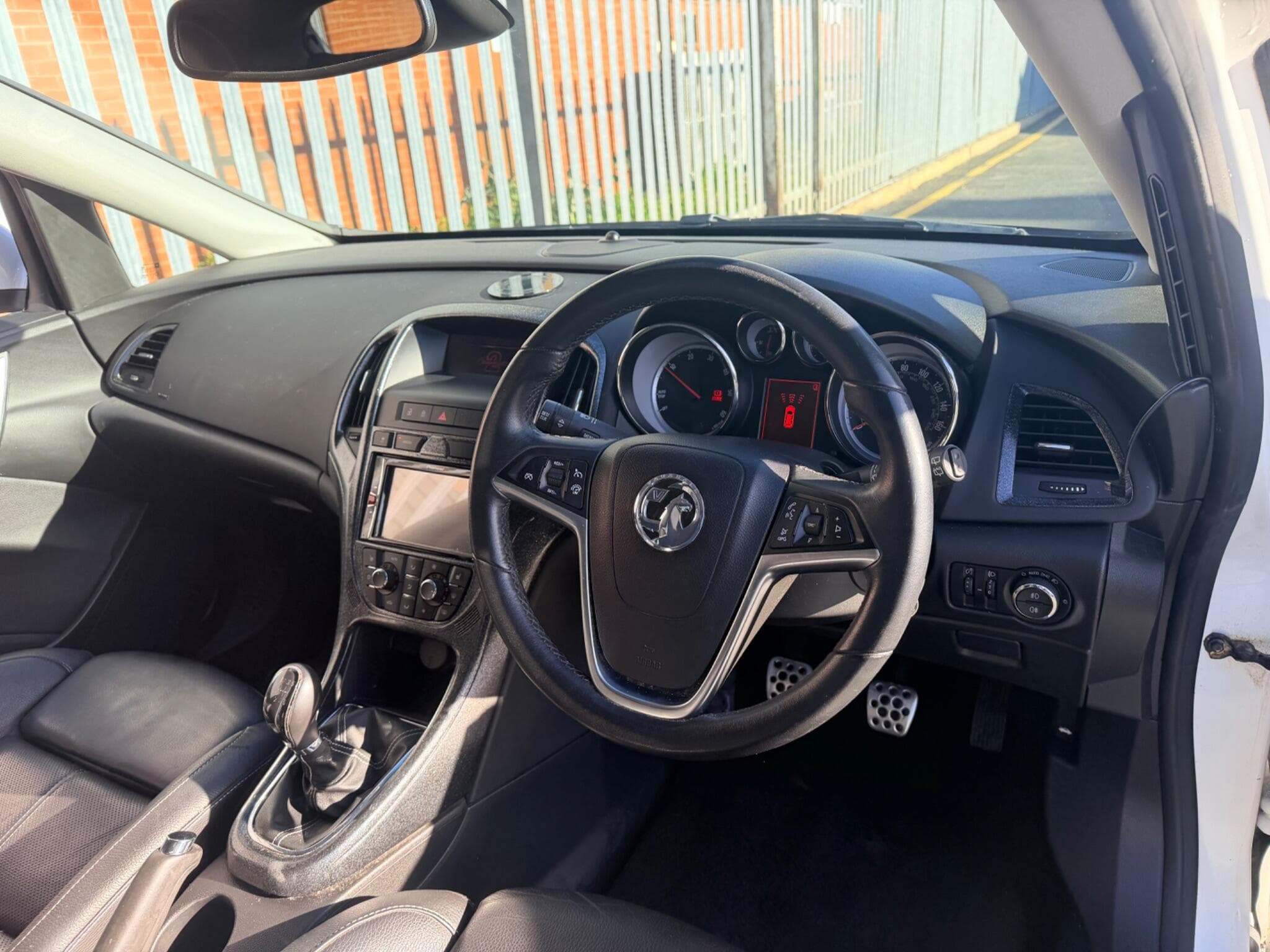 2012 Vauxhall Astra - Thumbnail 5