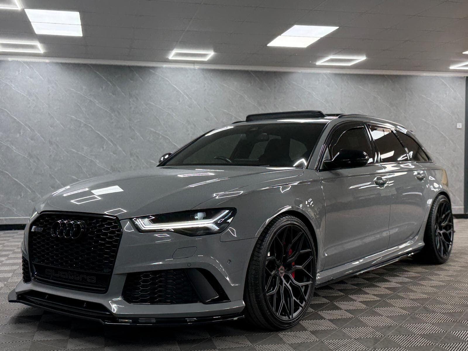 2016 Audi RS6 Avant - Thumbnail 27