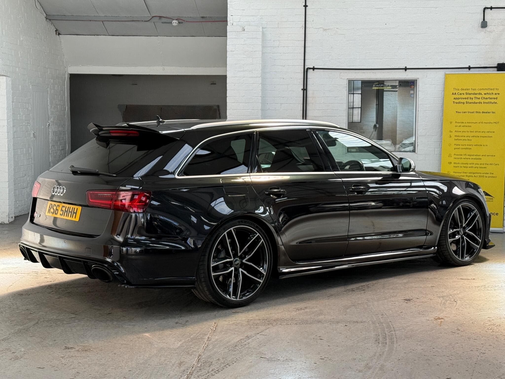 2017 Audi RS6 Avant - Thumbnail 14