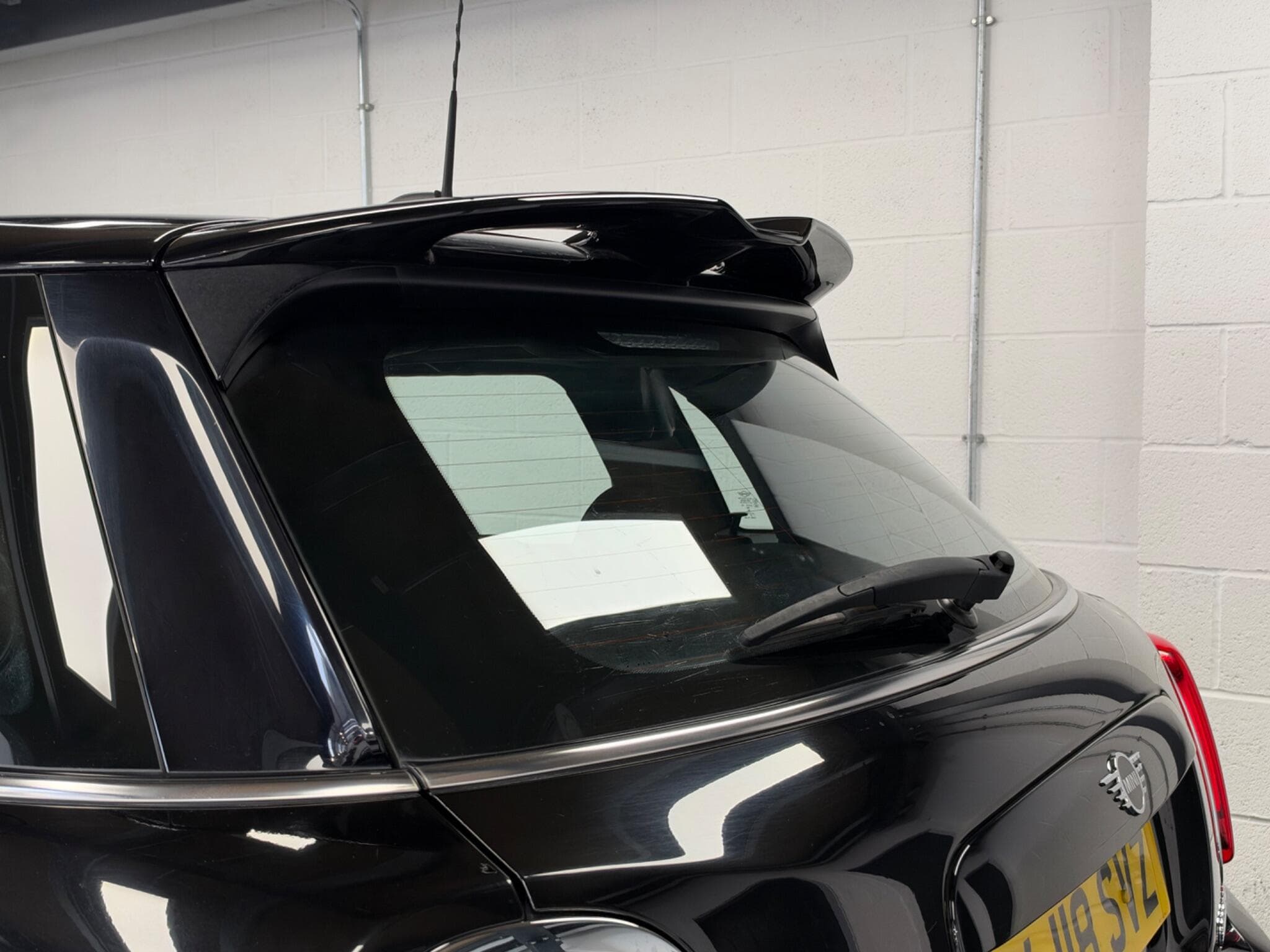 2018 MINI Hatch - Thumbnail 36