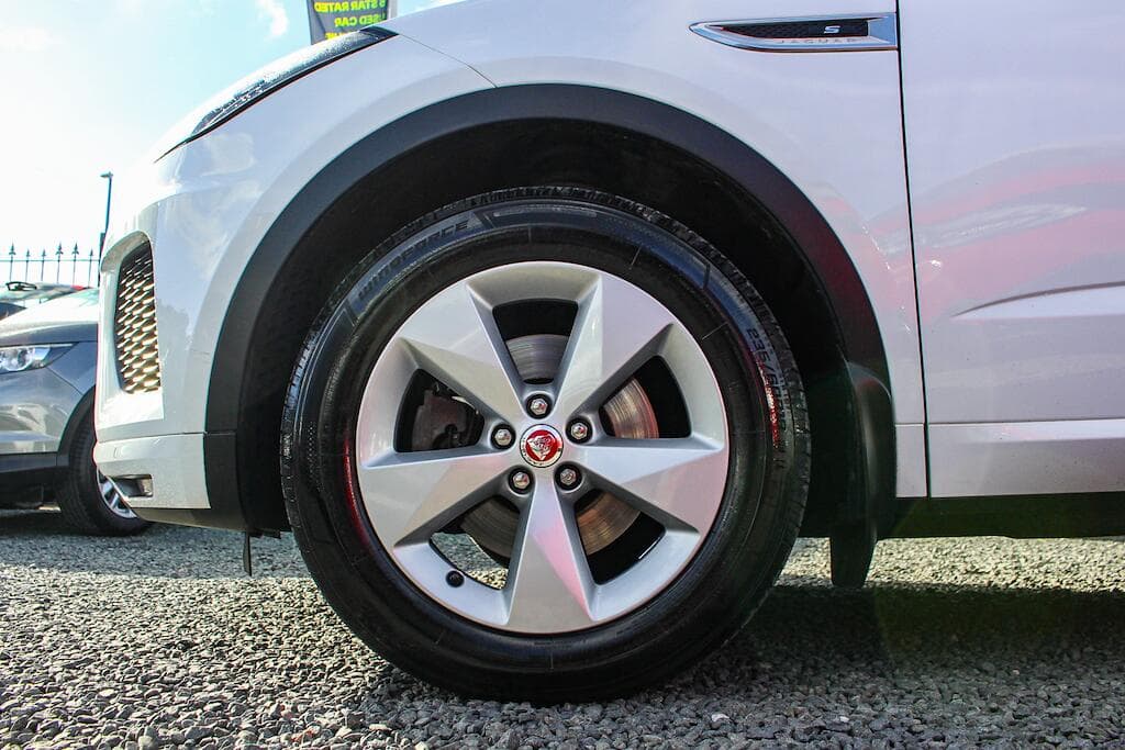 2020 Jaguar E-PACE - Thumbnail 13
