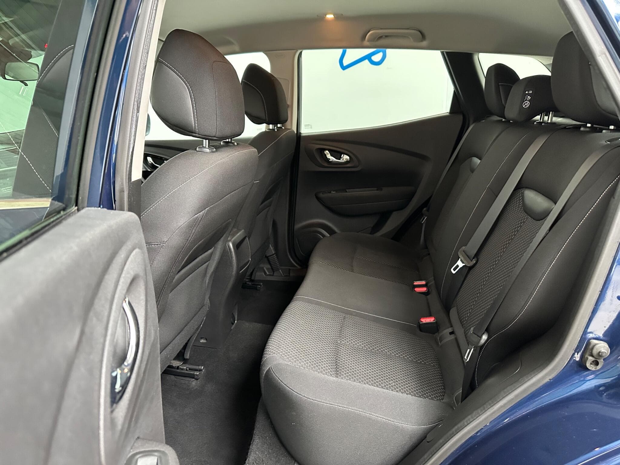 2017 Renault Kadjar - Thumbnail 11