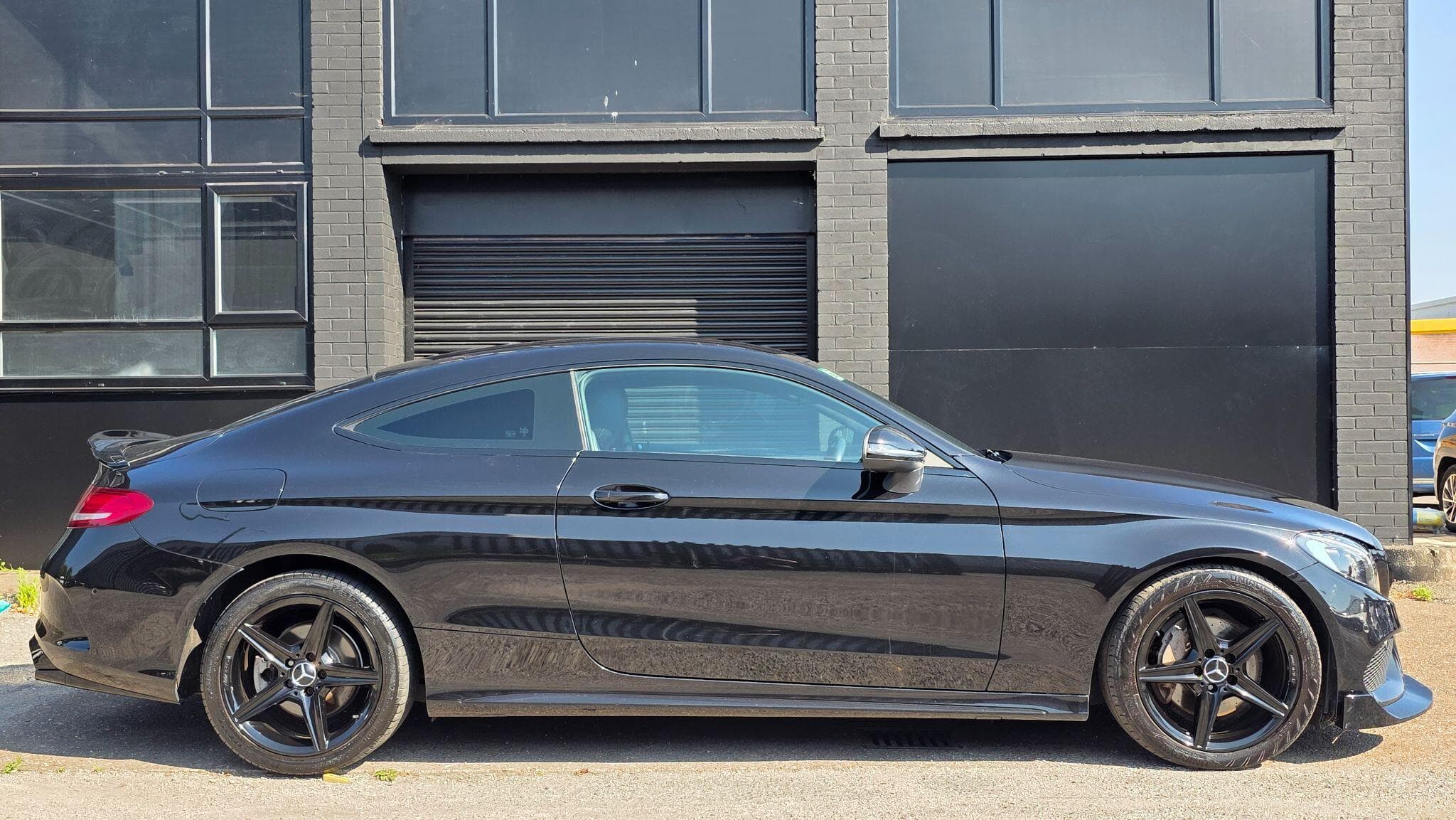2016 Mercedes-Benz C Class - Image 4