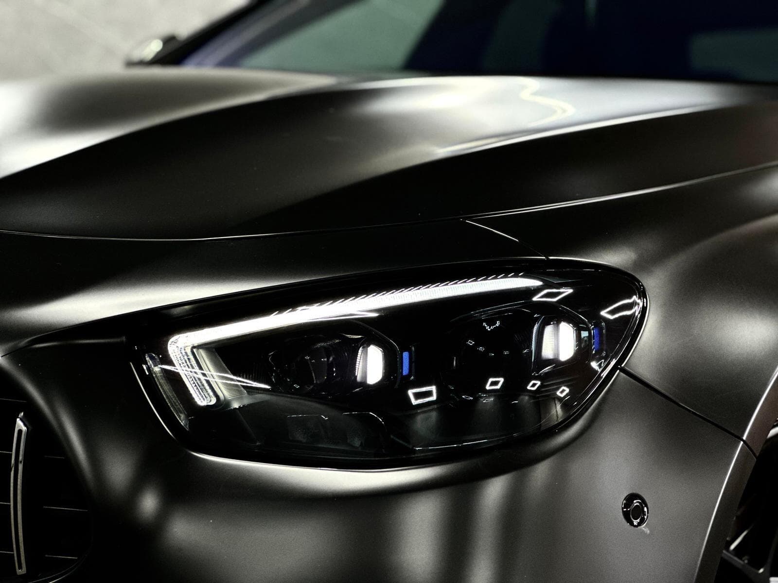 2020 Mercedes-Benz E Class - Thumbnail 63