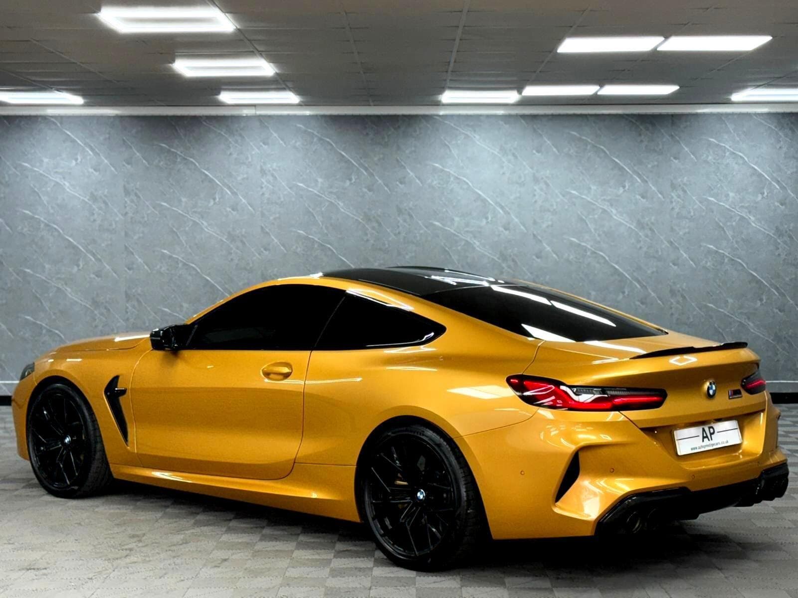 2022 BMW M8 - Thumbnail 57