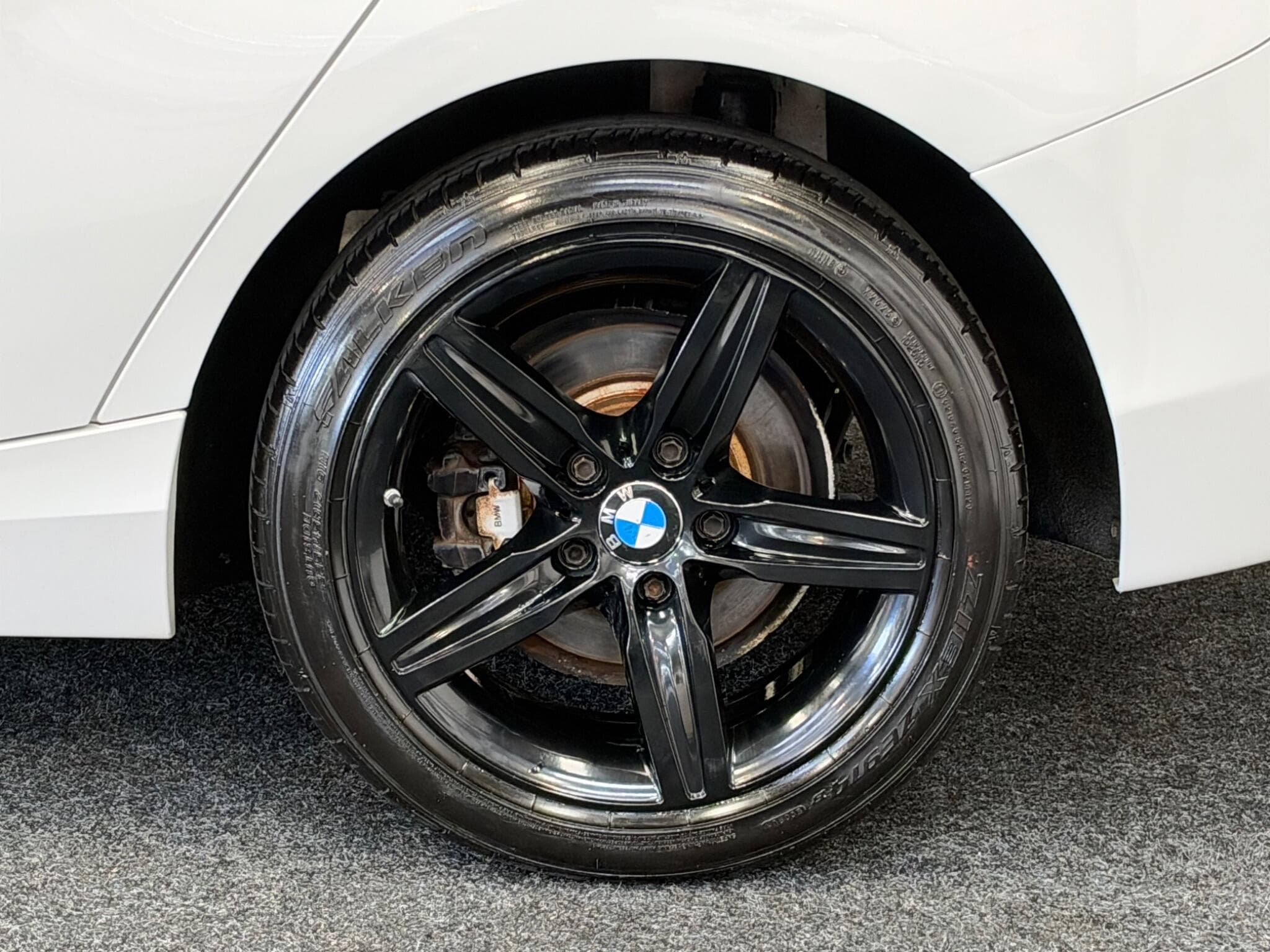 2014 BMW 1 Series - Thumbnail 35