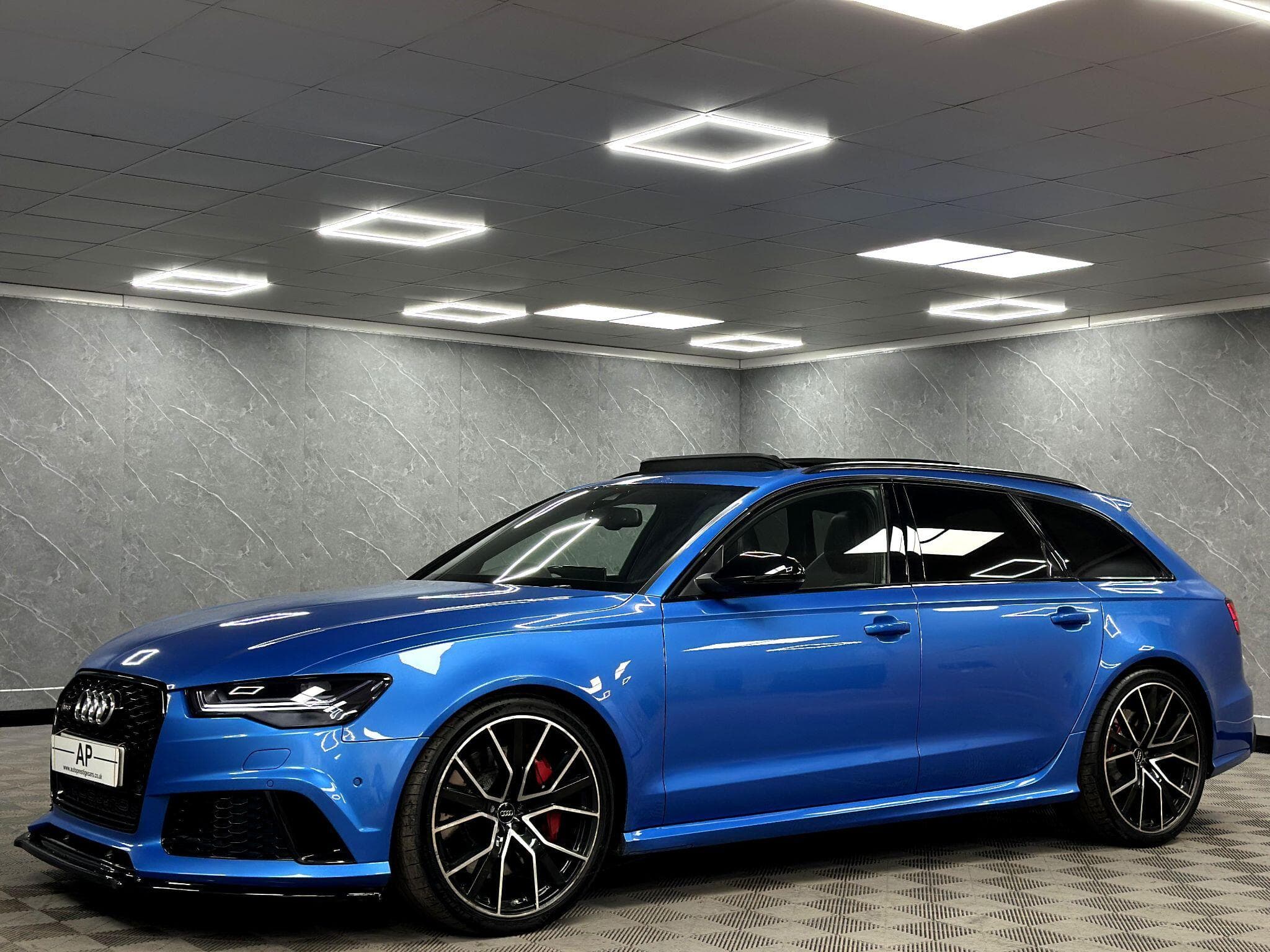 2017 Audi RS6 Avant - Thumbnail 34