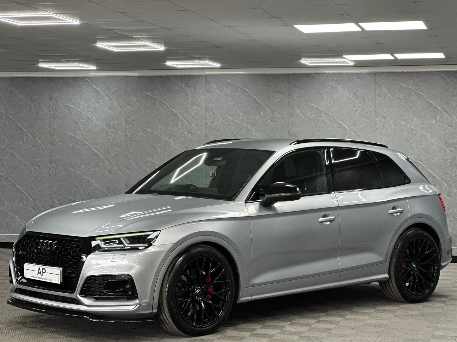 2017 Audi SQ5 - Thumbnail 35