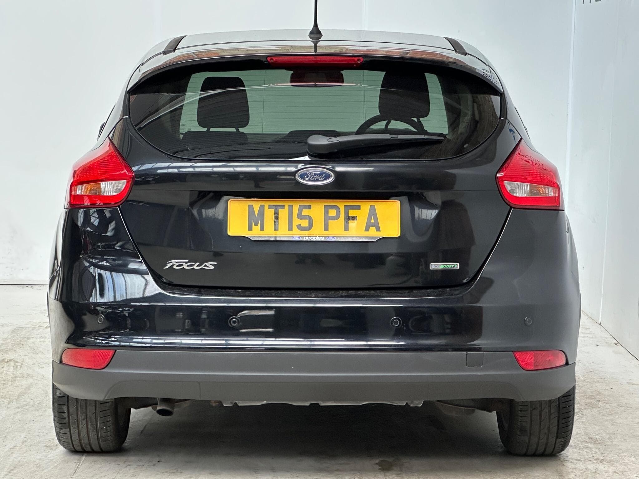 2015 Ford Focus - Thumbnail 6