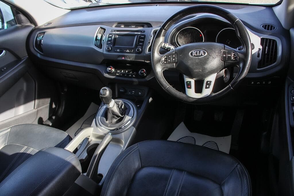 2015 Kia Sportage - Thumbnail 16