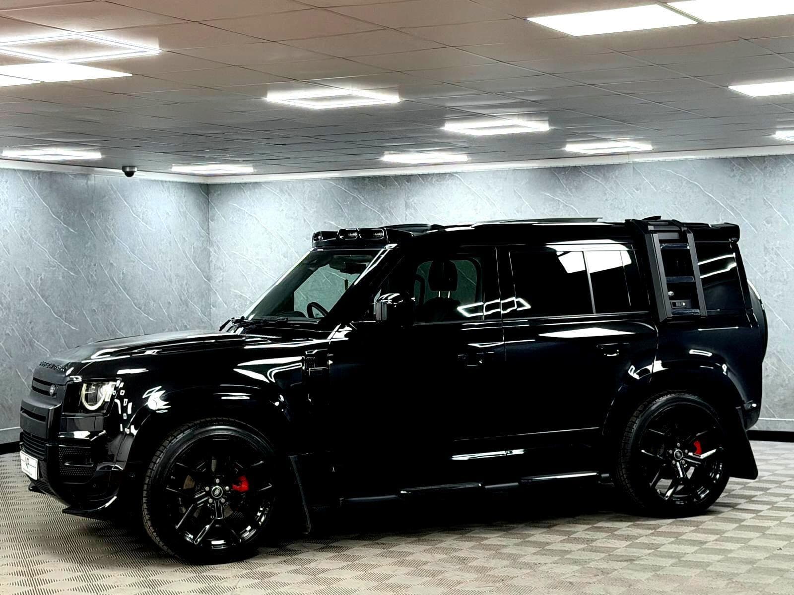 2024 Land Rover Defender 110 - Thumbnail 12