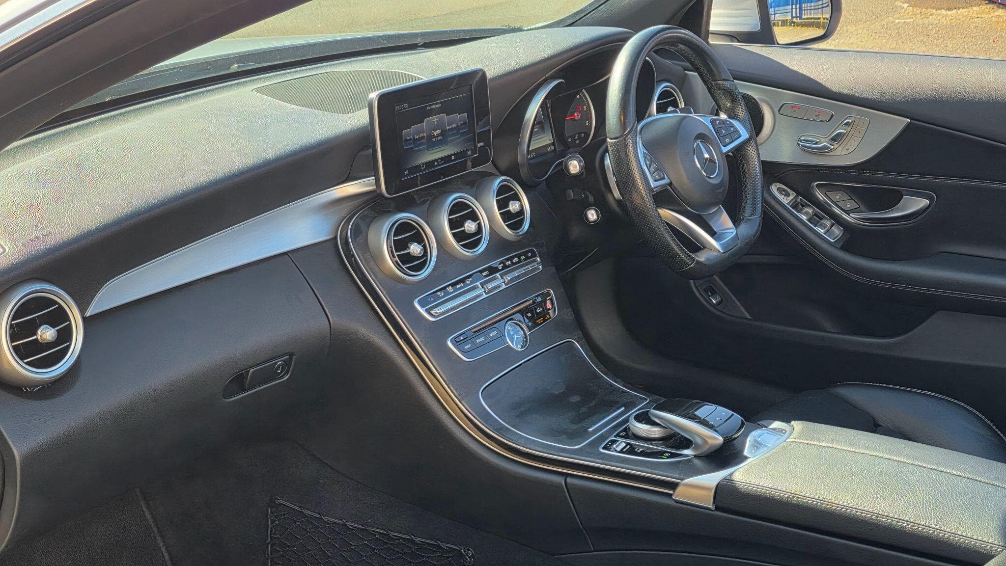 2016 Mercedes-Benz C Class - Thumbnail 23