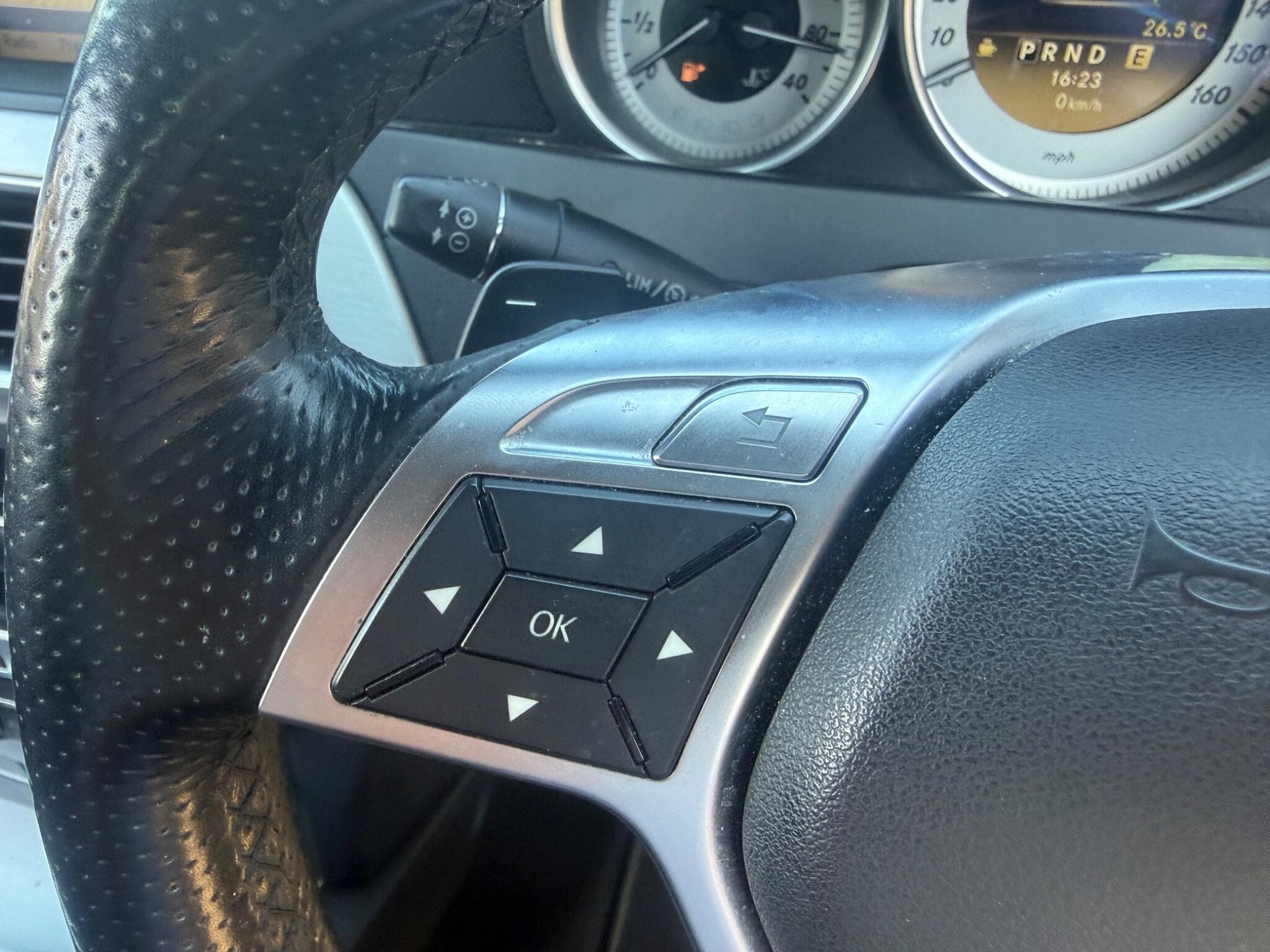 2011 Mercedes-Benz C Class - Thumbnail 17
