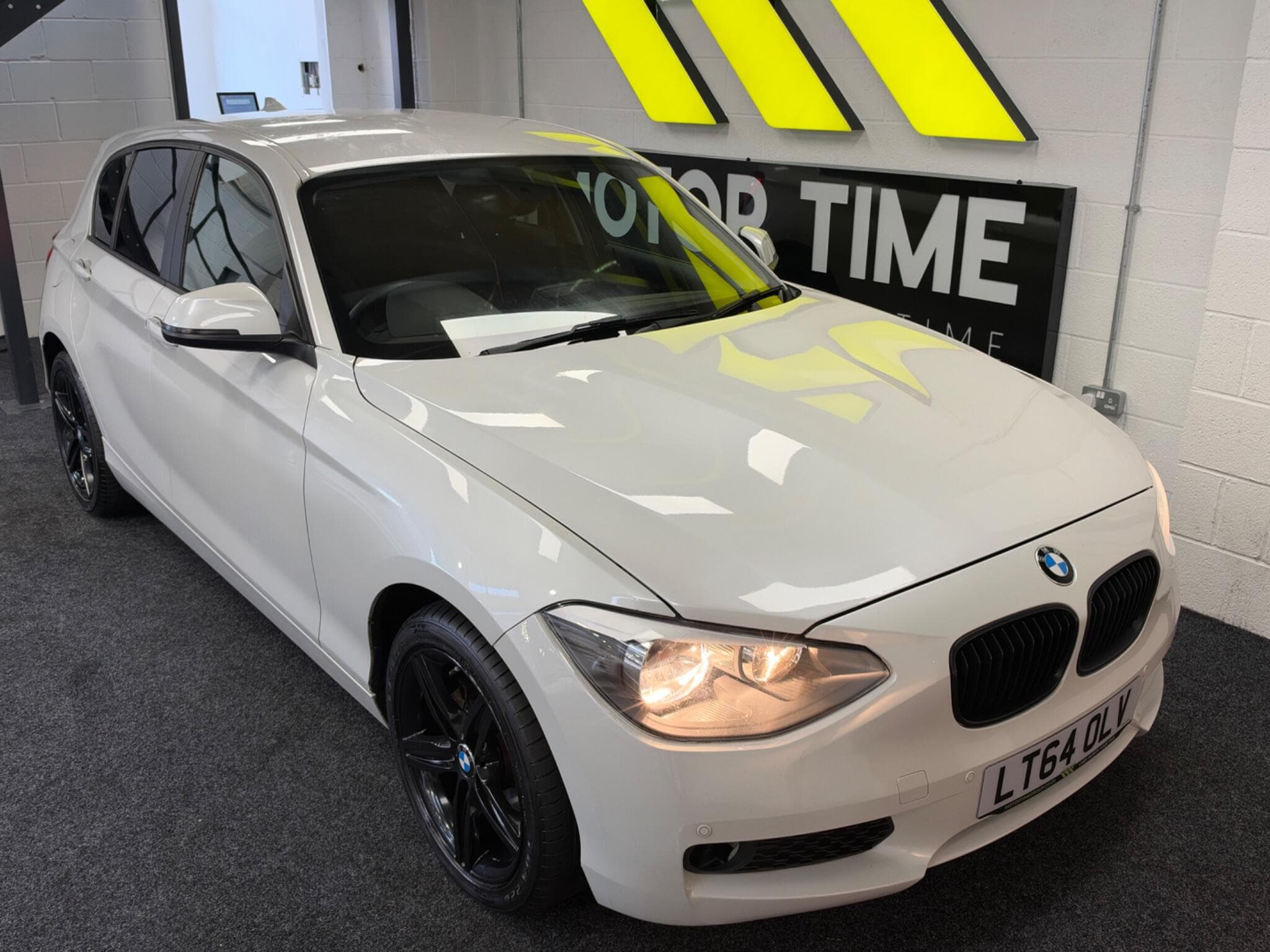 2014 BMW 1 Series - Thumbnail 5