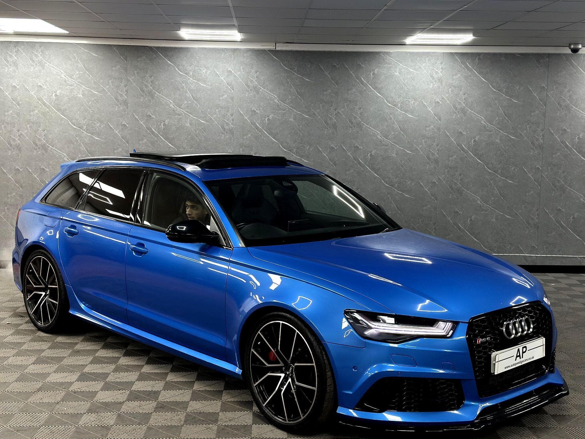 2017 Audi RS6 Avant - Thumbnail 20