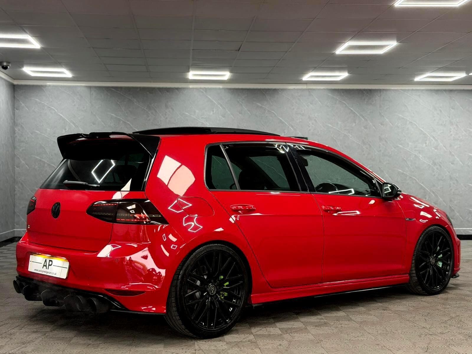 2015 Volkswagen Golf - Thumbnail 29