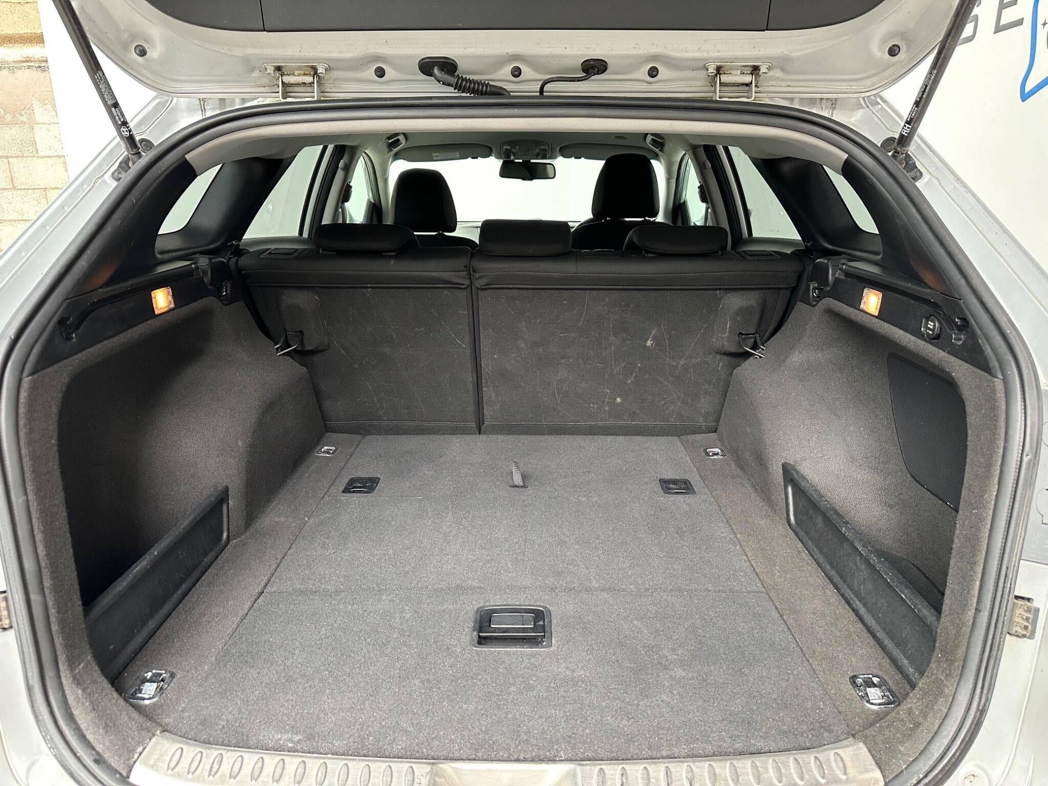 2013 Hyundai i40 - Thumbnail 21