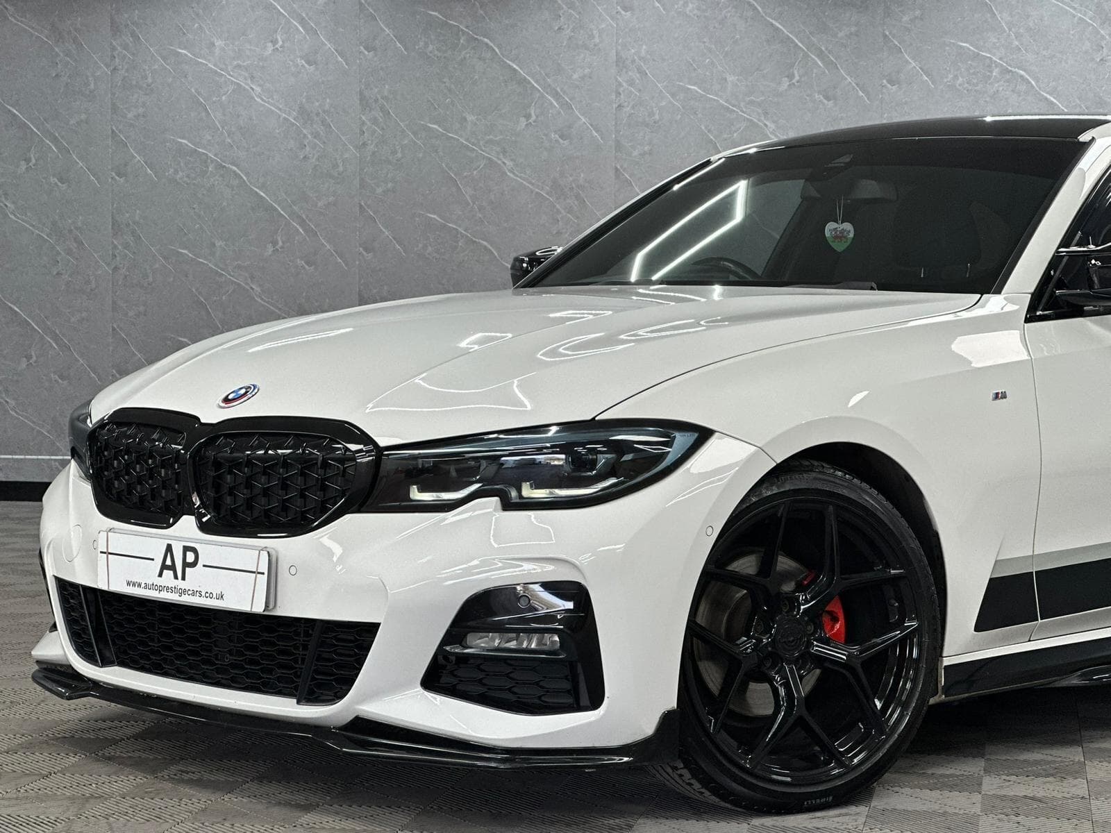 2020 BMW 3 Series - Thumbnail 8