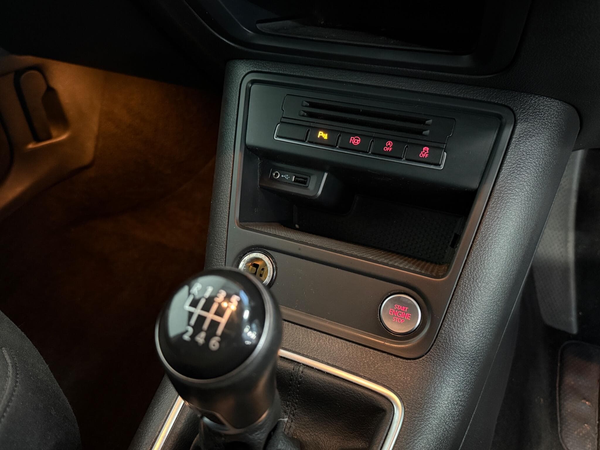 2015 Volkswagen Tiguan - Thumbnail 8