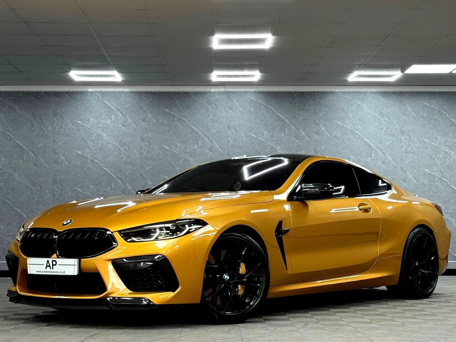 2022 BMW M8 - Thumbnail 8