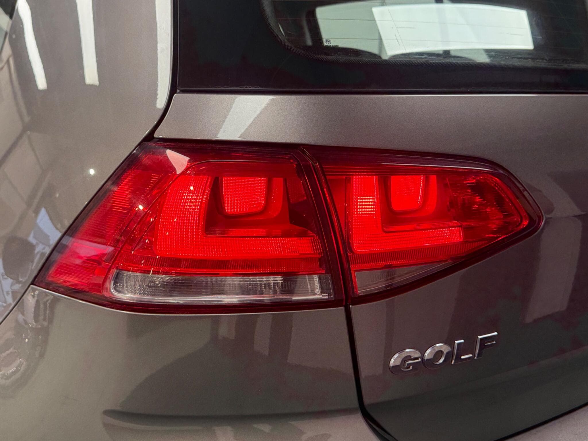 2014 Volkswagen Golf - Thumbnail 34