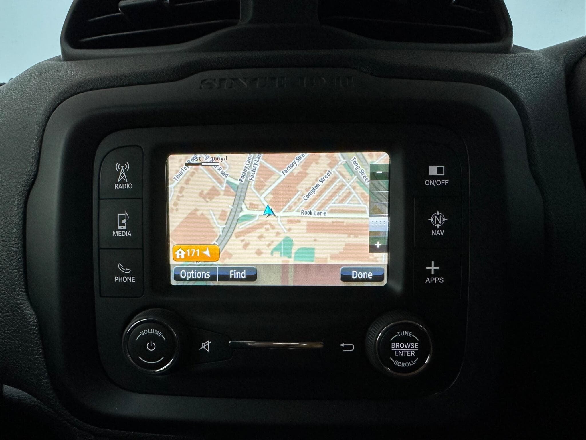 2016 Jeep Renegade - Thumbnail 13