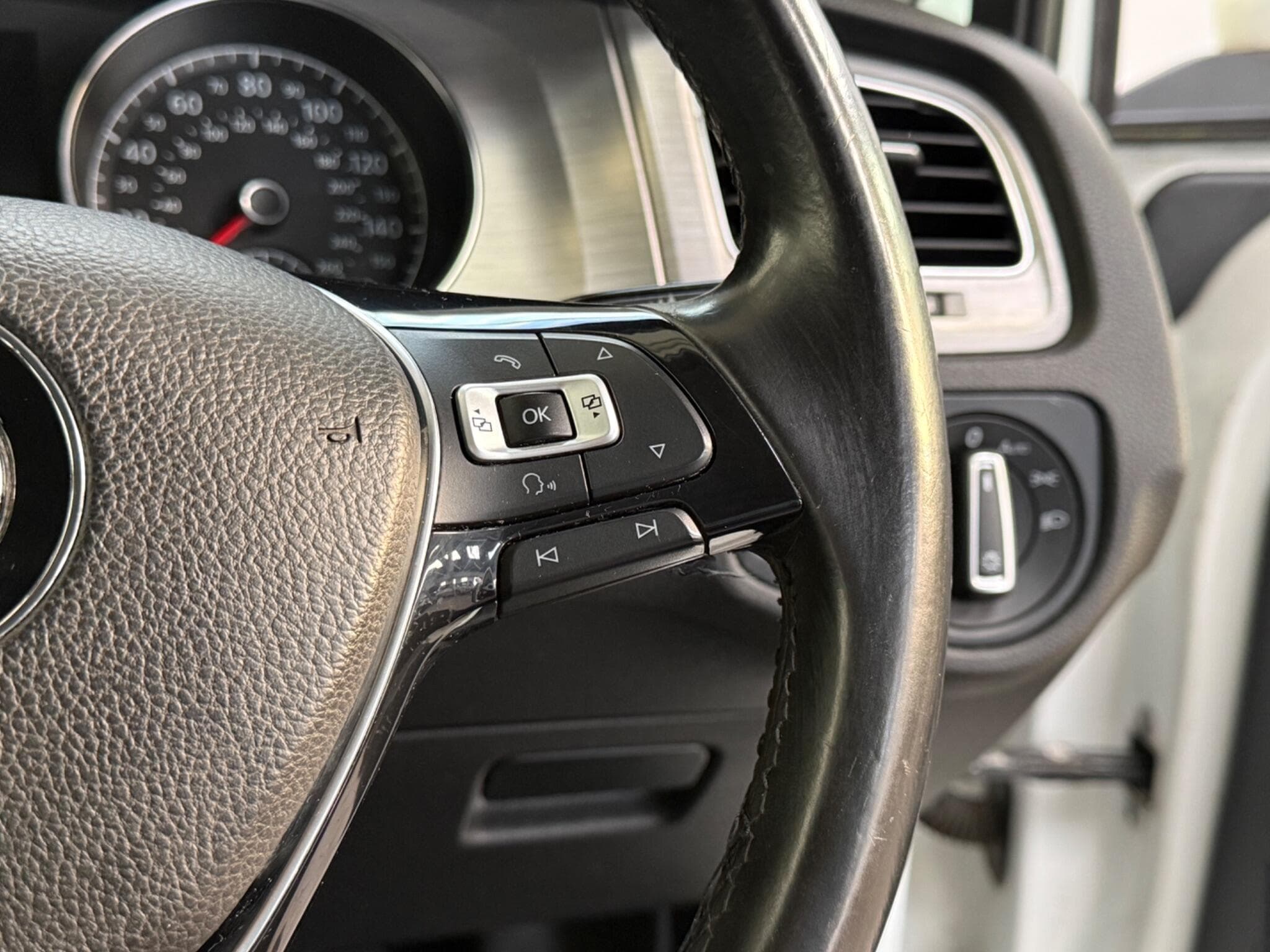 2014 Volkswagen Golf - Thumbnail 20