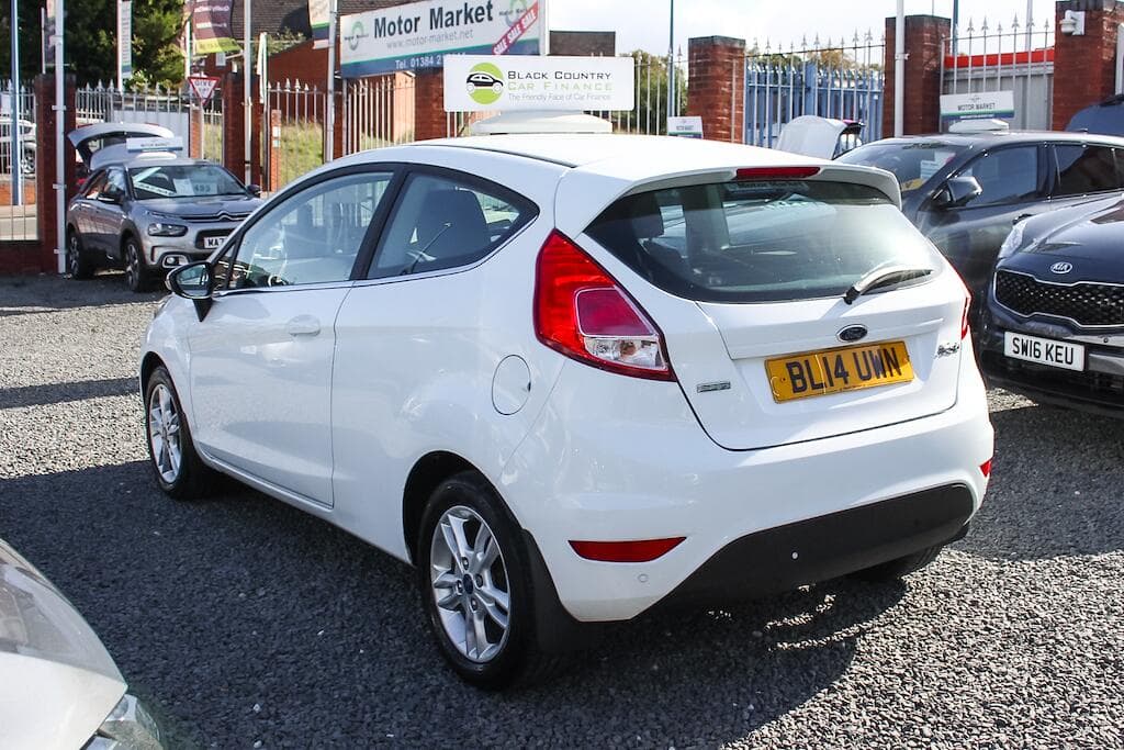 2014 Ford Fiesta - Thumbnail 6