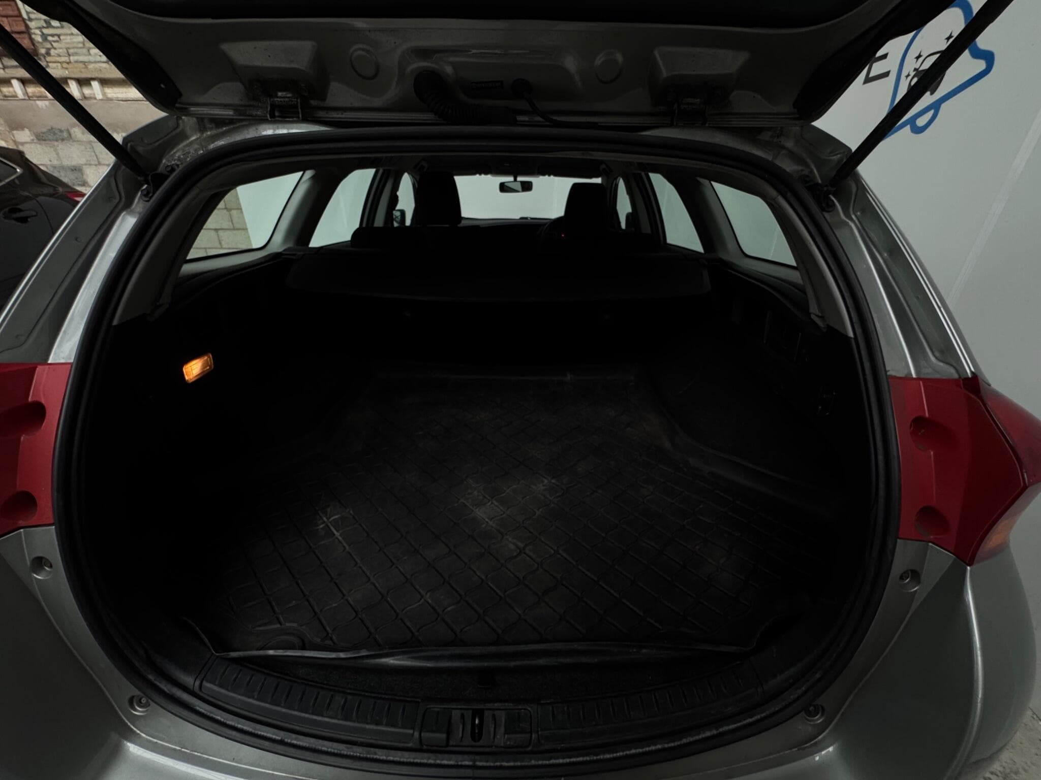 2015 Toyota Auris - Thumbnail 23