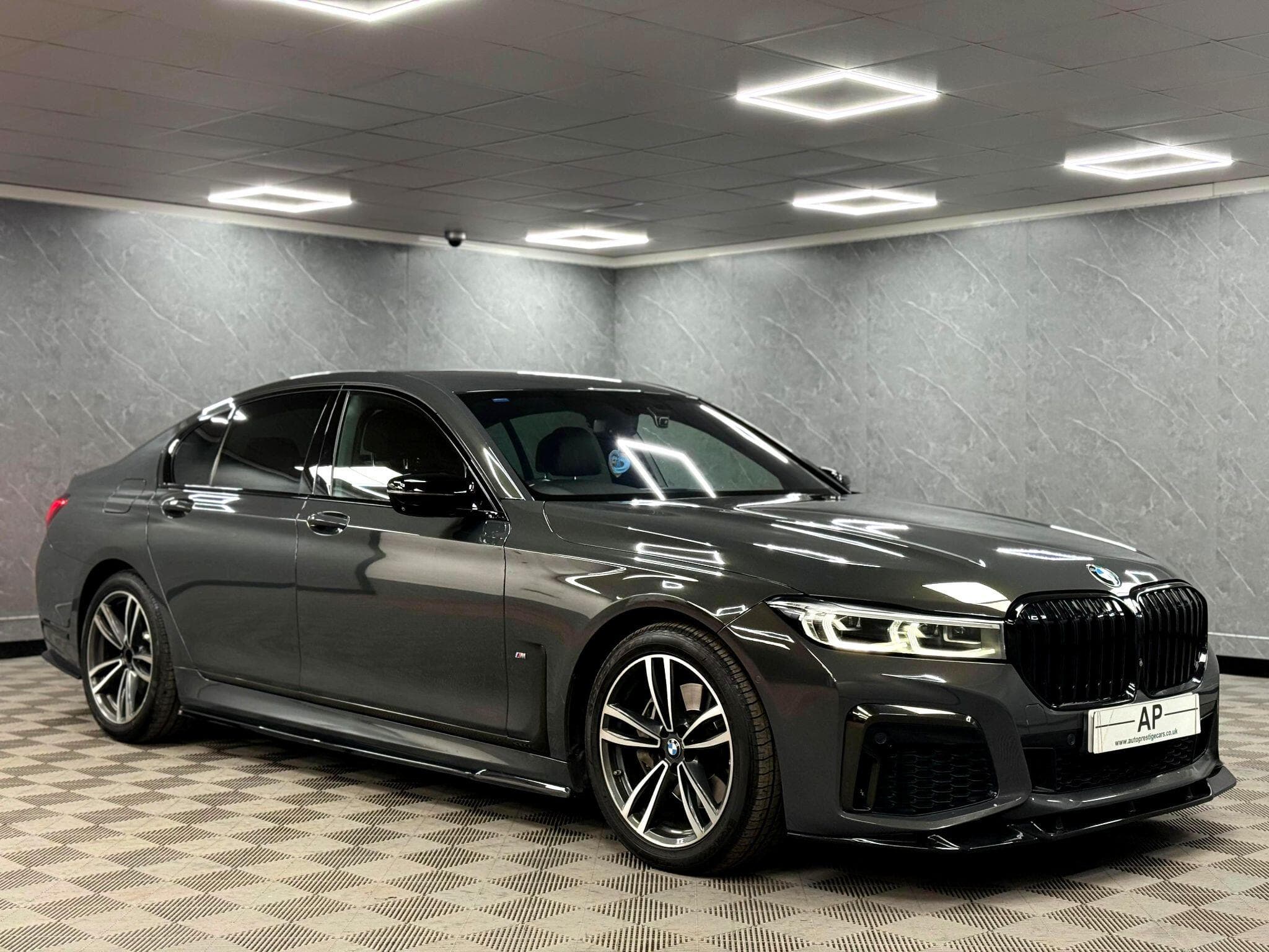 2019 BMW 7 Series - Thumbnail 31