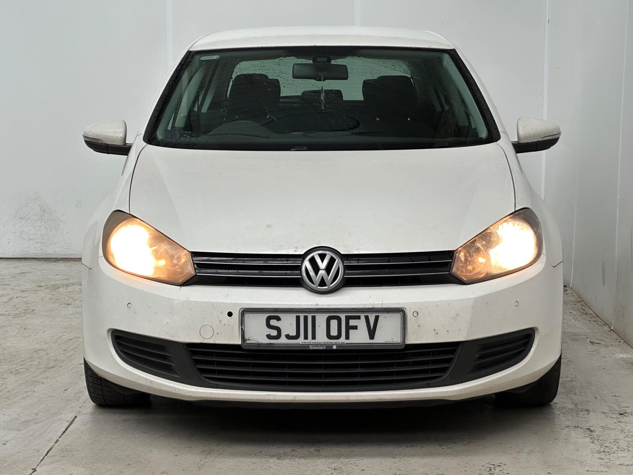 2011 Volkswagen Golf - Thumbnail 2