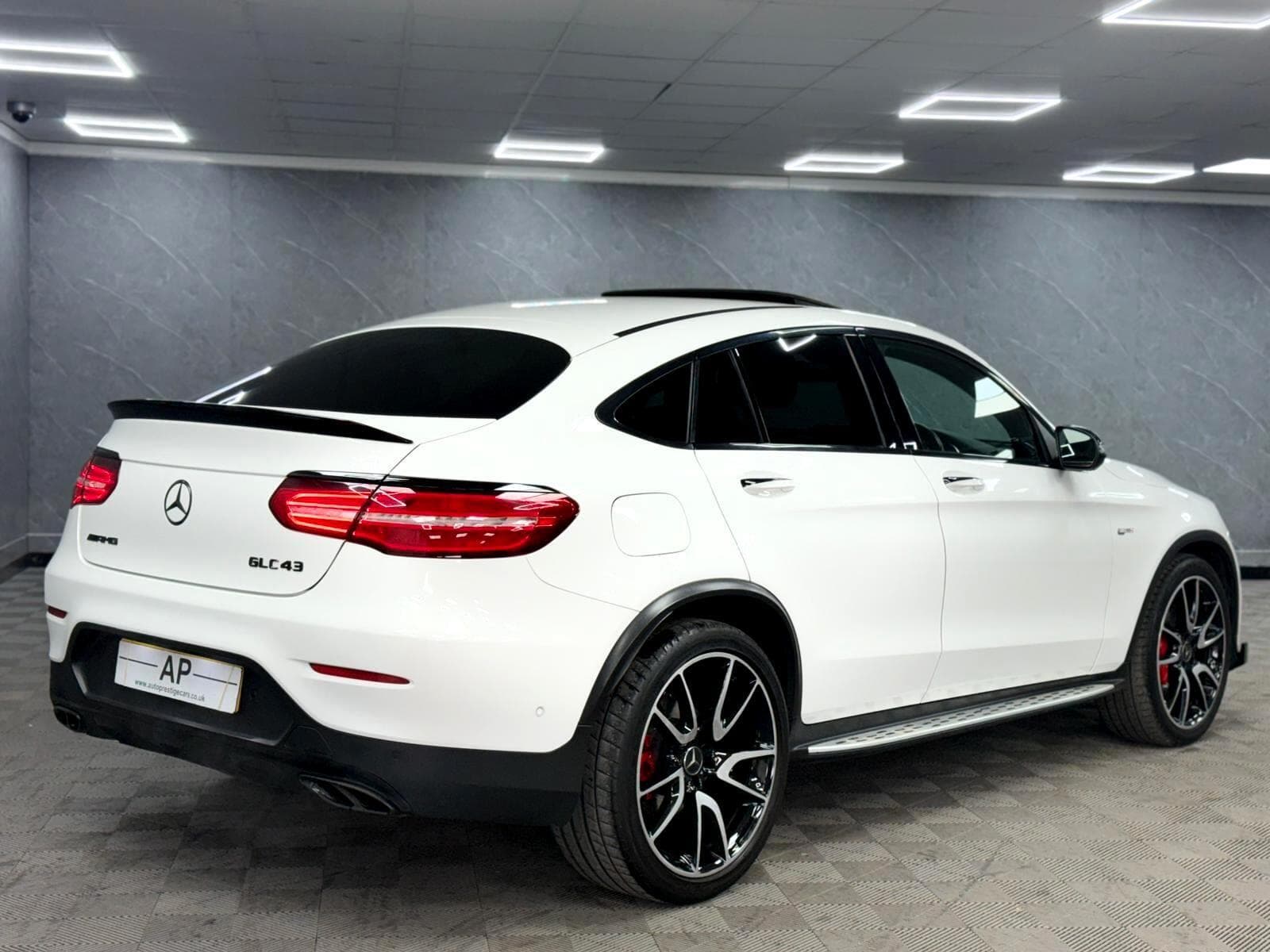 2018 Mercedes-Benz GLC - Thumbnail 29