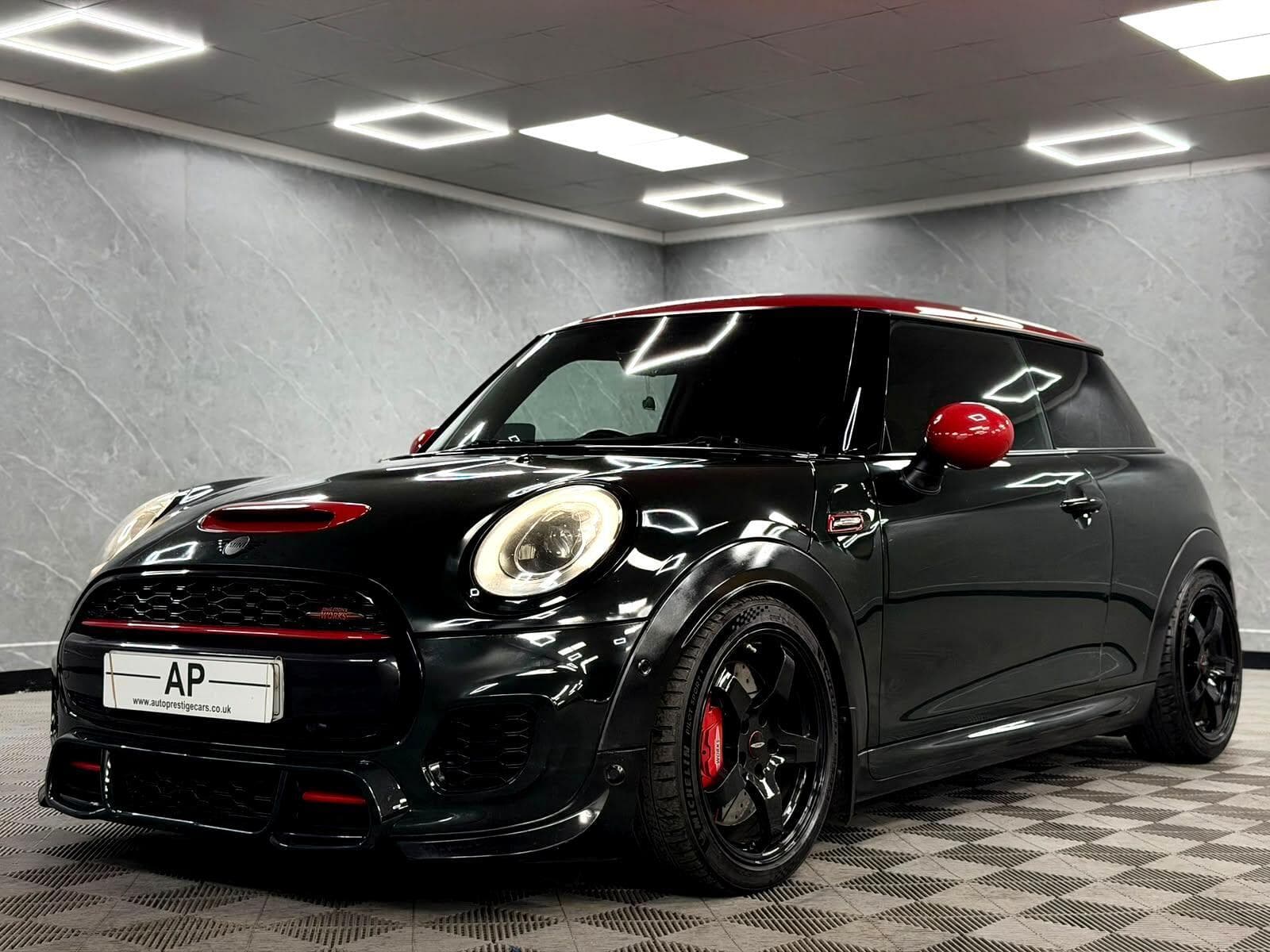 2015 MINI Hatch - Thumbnail 16