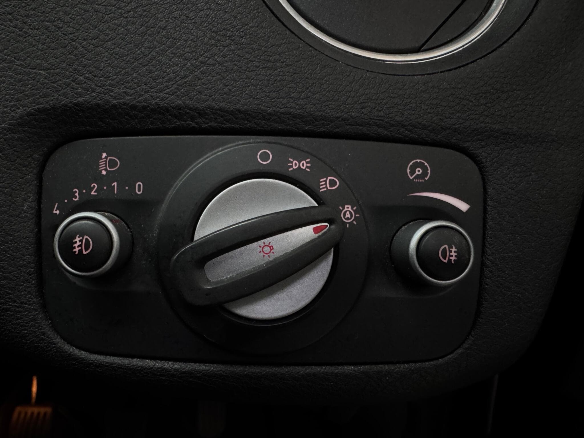 2011 Ford Mondeo - Thumbnail 21