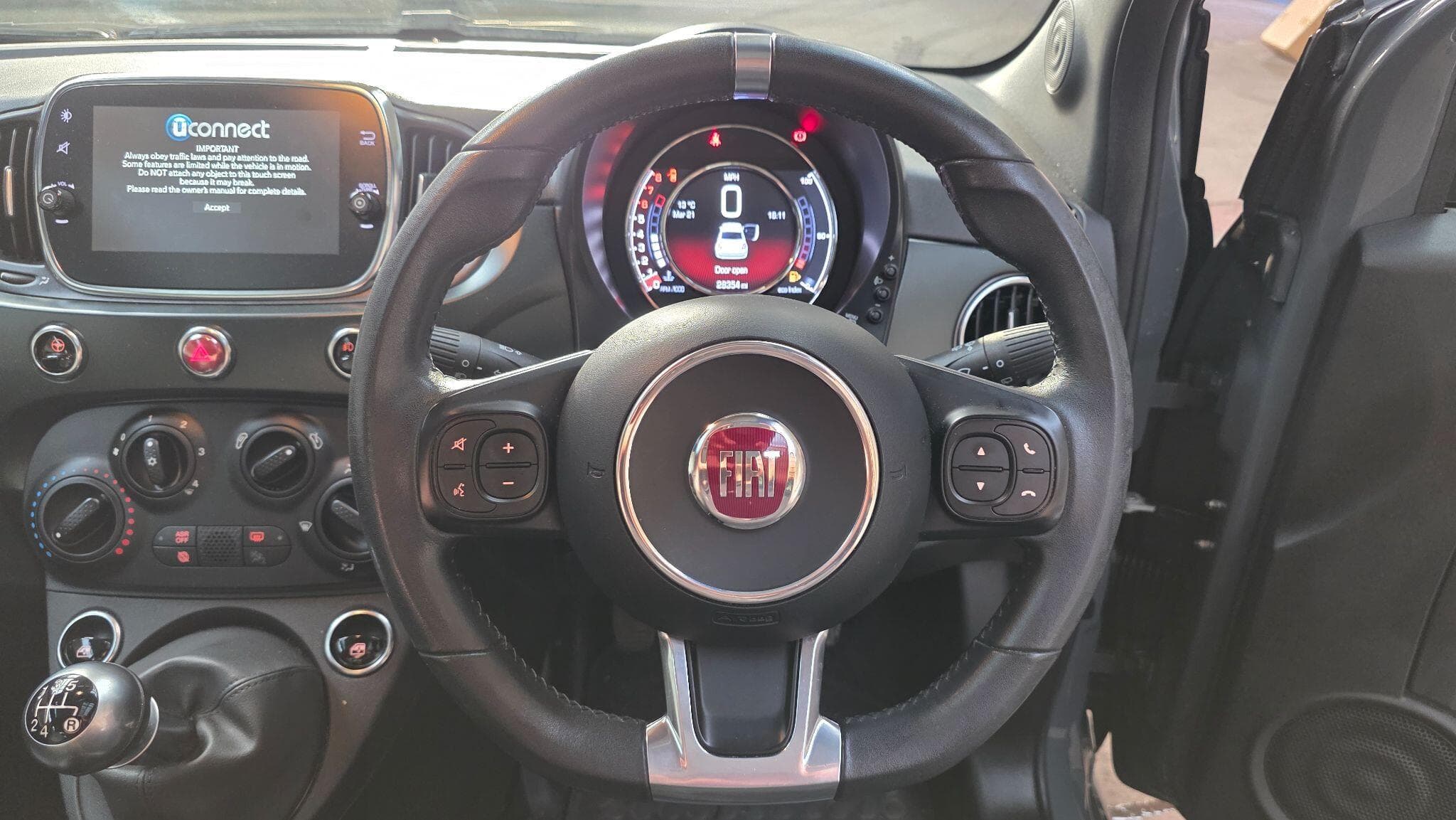 2019 Fiat 500 - Thumbnail 10