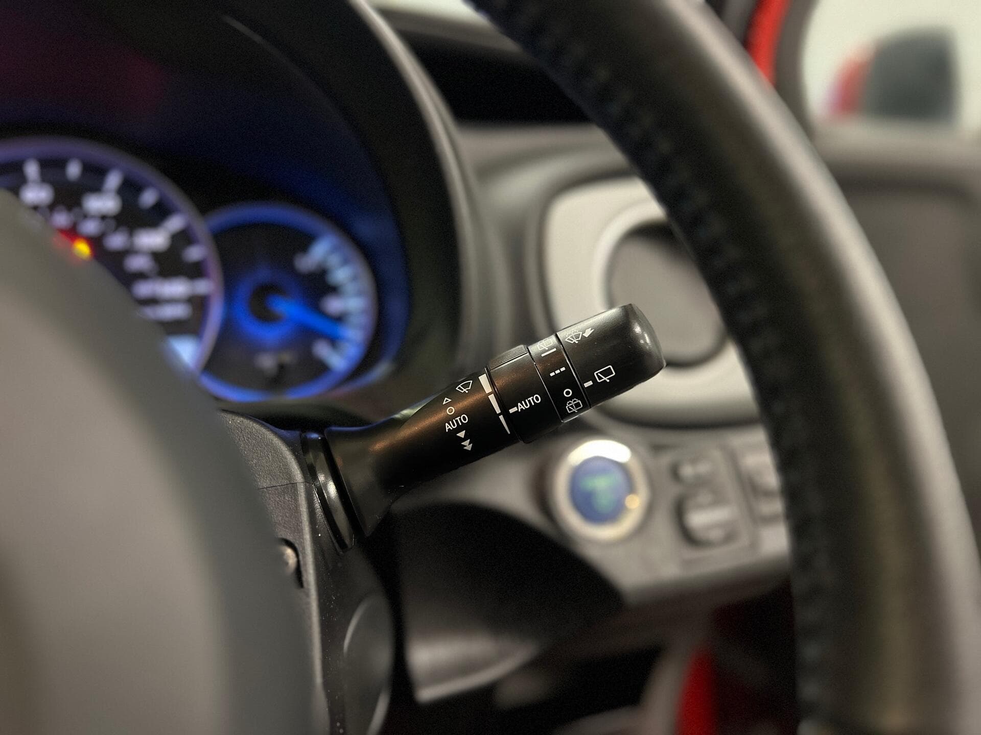 2014 Toyota Yaris - Thumbnail 29