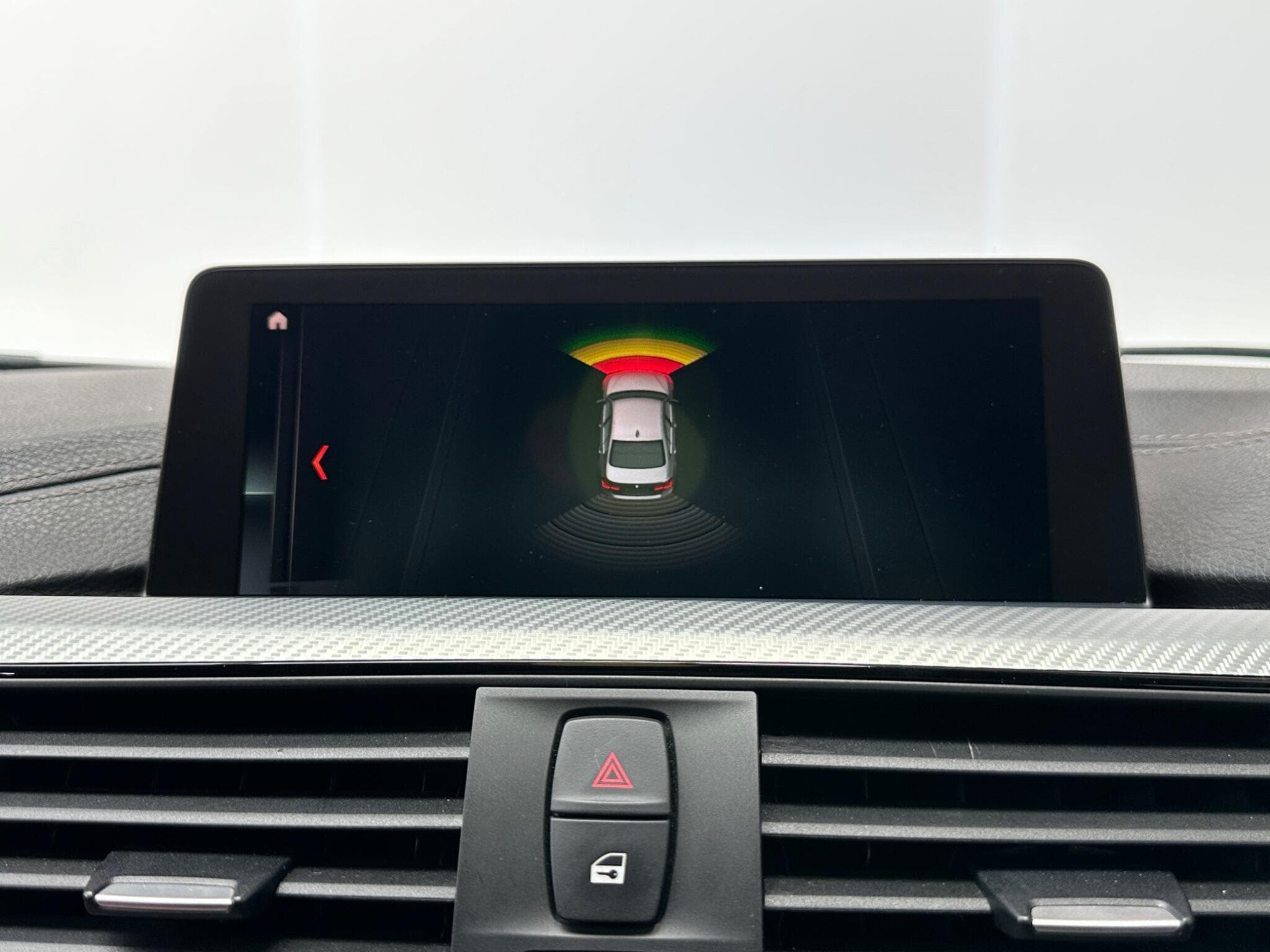 2017 BMW 3 Series - Thumbnail 18