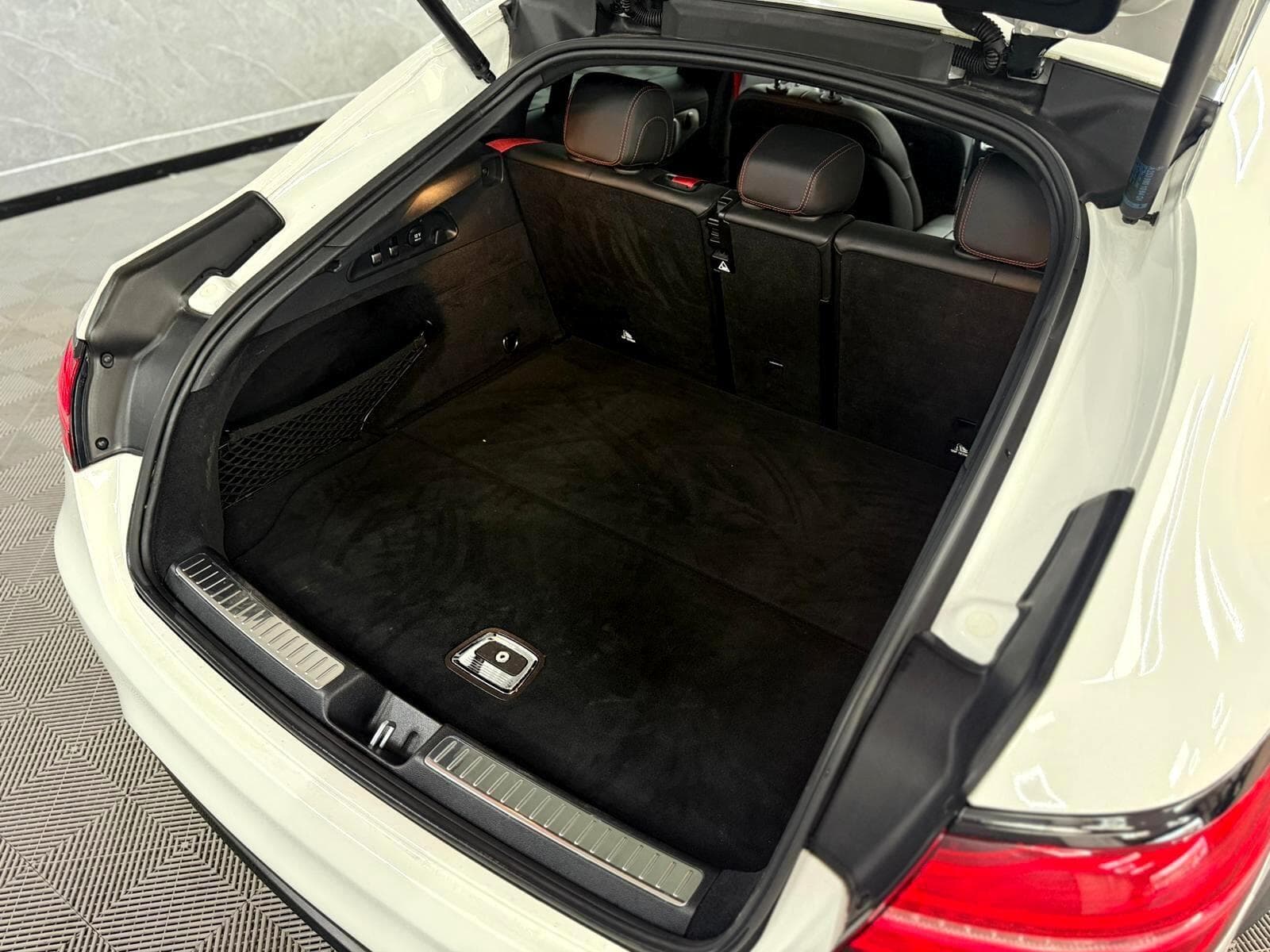 2018 Mercedes-Benz GLC - Thumbnail 52