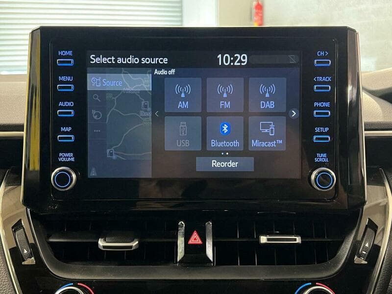 2019 Toyota Corolla - Thumbnail 43
